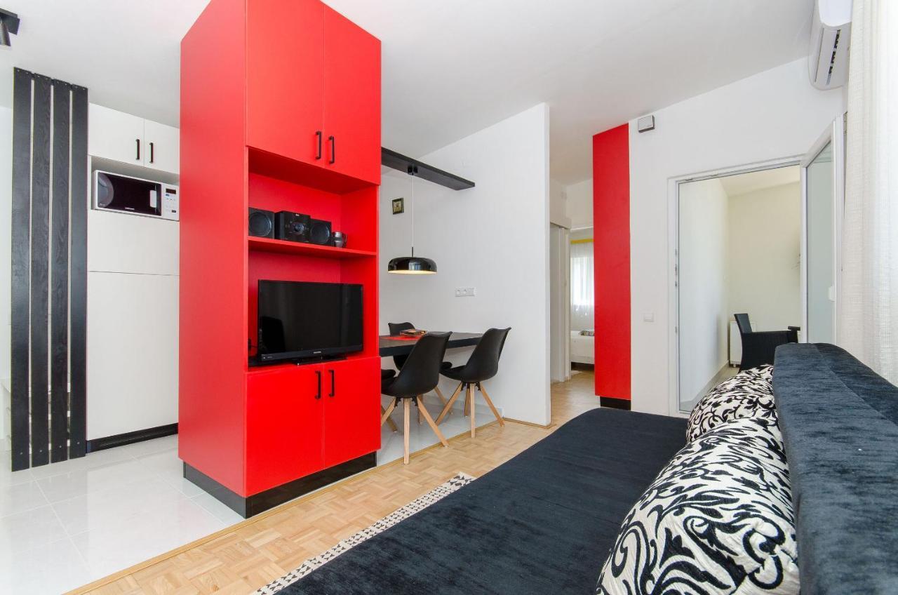 Apartment Sreta Omis Luaran gambar