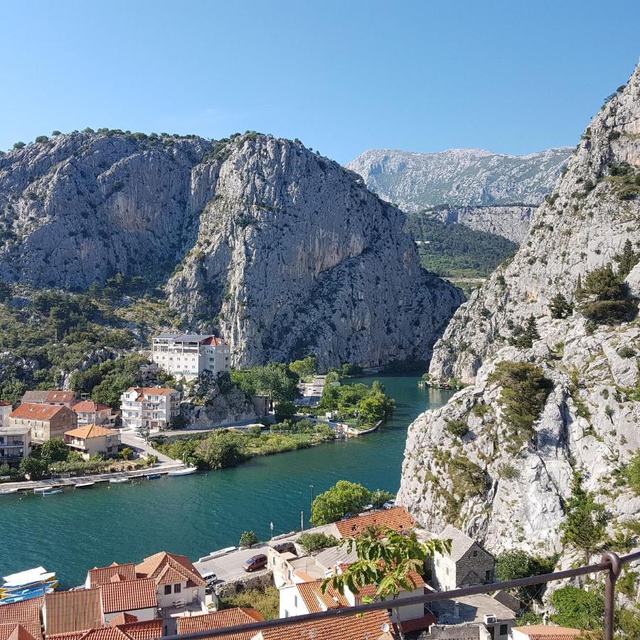 Apartment Sreta Omis Luaran gambar