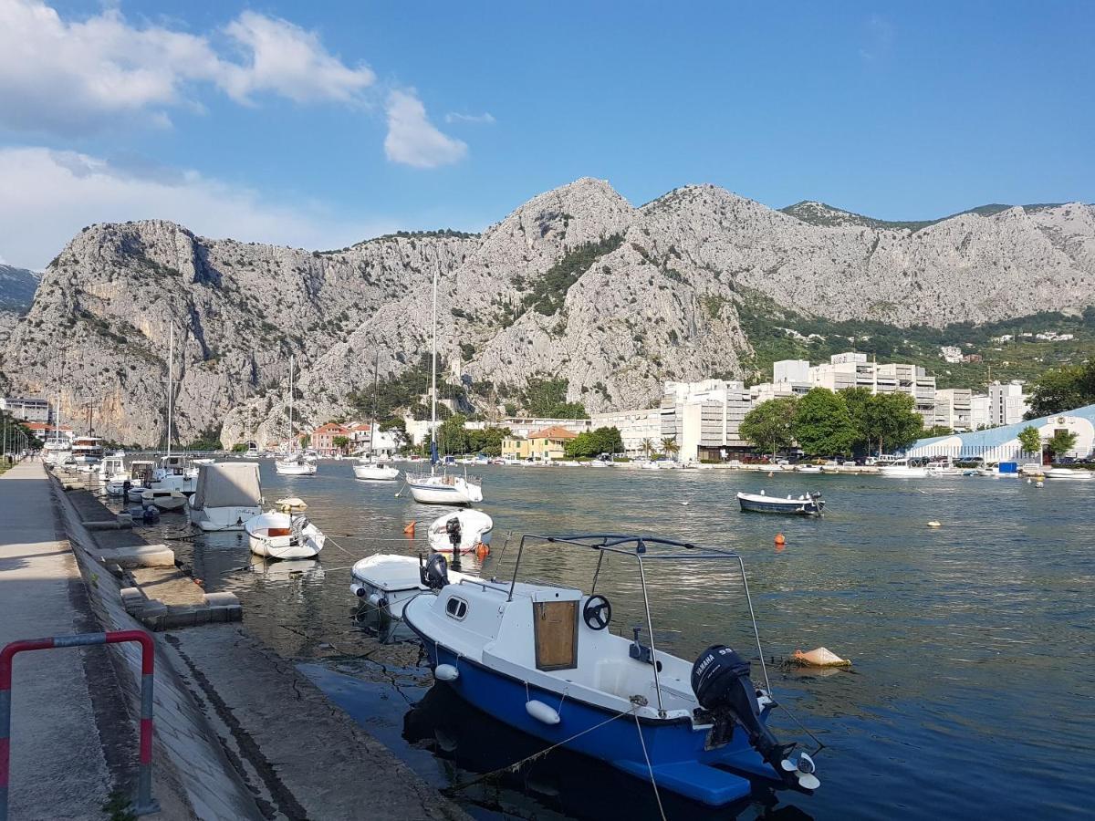 Apartment Sreta Omis Luaran gambar